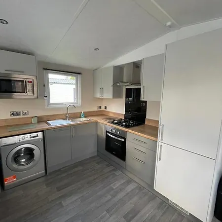 Host & - Tarn * York