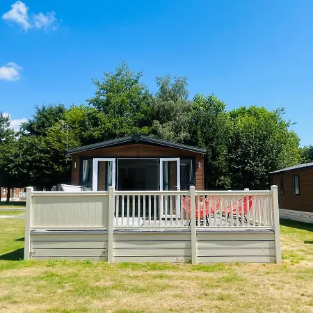 Tarn With Hot Tub Holiday home *